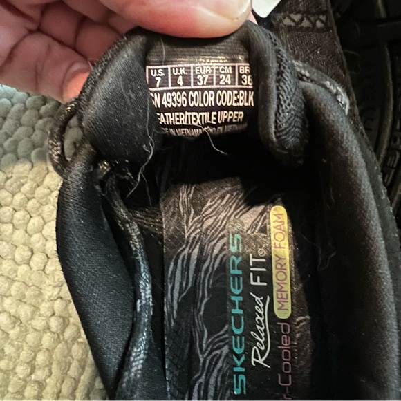 Skechers Black Relaxed Fit Sneakers - Picture 4 of 4